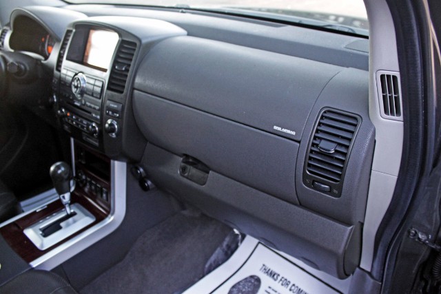 b11 - dashboard driver side