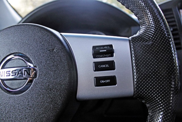 b4 - steering wheel right