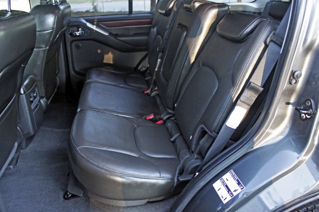 c5 - left back seat