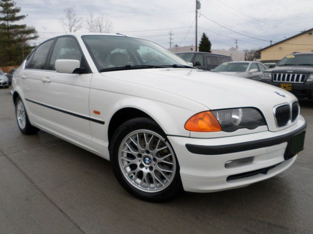 2000 BMW 328i